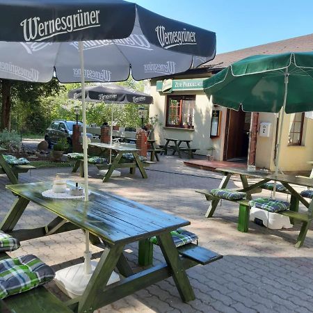 Ferienwohnung "Am Schlosspark" Neetzow Ngoại thất bức ảnh