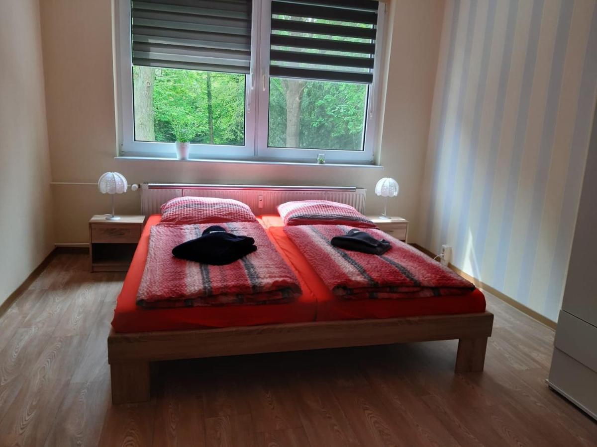 Ferienwohnung "Am Schlosspark" Neetzow Ngoại thất bức ảnh